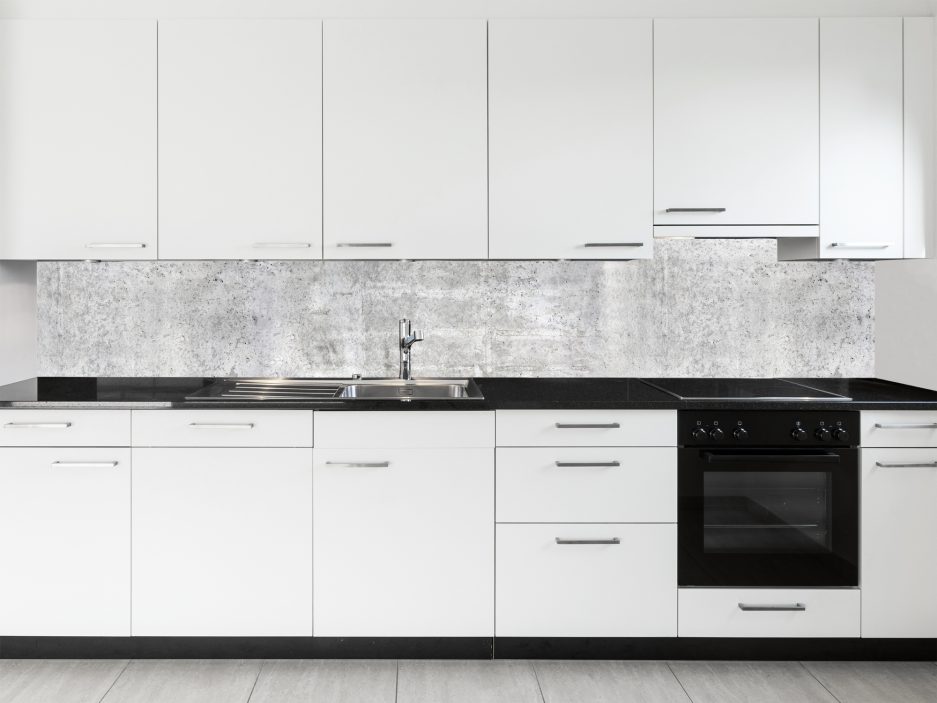 paraschizzi cucina effetto cemento grezzo